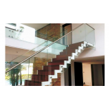 guarda corpos de vidro para sacada Guará